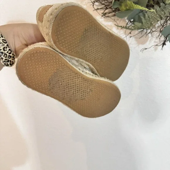 TOMS Alpargata Rope Espadrille Slip On Beige Flats Casual Womens slightly narrow - Picture 2 of 9